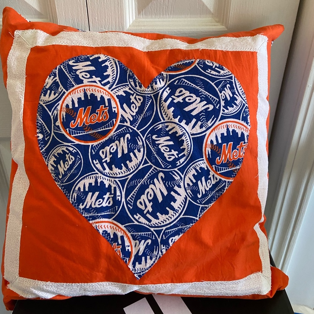 New York Mets decorative throw pillow - handmade/hand-sewn
